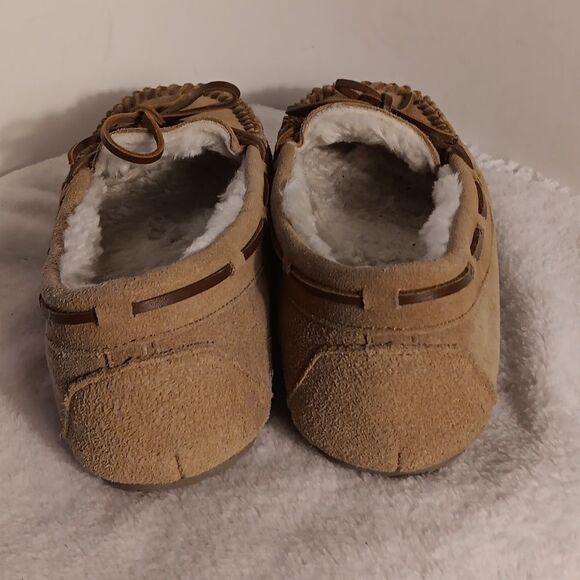 Minnetonka Tan Suede Moccasin - Picture 3 of 6